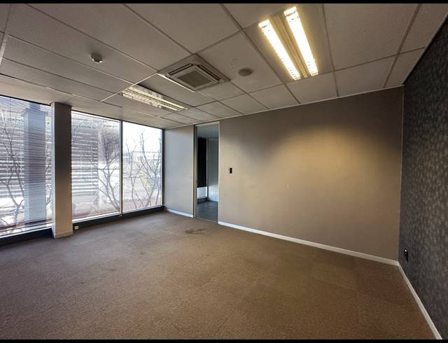 509.30M² OFFICE TO LET IN HIGHVELD
